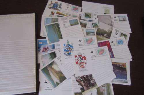 200 NEW POST CARDS WITH FOLDER -ONE LOT