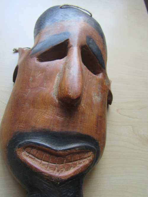 UNKNOWNCARVED WOODEN MASK - APPR,300 X150 MM - AS PER SCAN