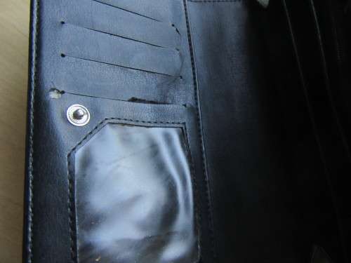 BLACK FINO - ITALY LEATHER PURSE  - APPR. 150X 90 MM WITH PLENTY OF CREDIT CARD COMPARTMENTS