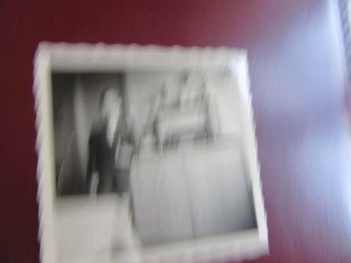 11 OLD BLACK AND WHITE PHOTOGRAPHS - AS PER SCAN