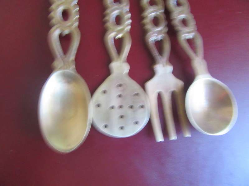 FOR YOUR CHILD 4 SMALL BRASS KITCHEN ITEMS  120 MM - AS PER SCAN -