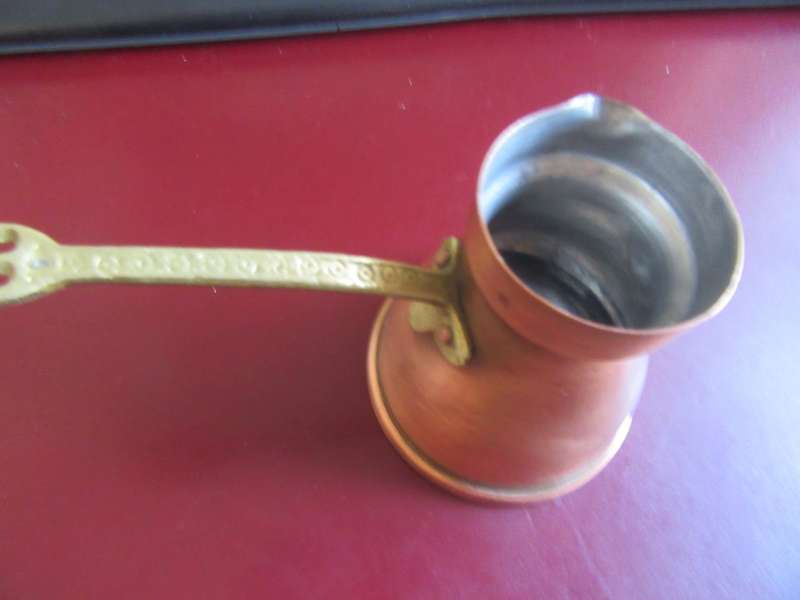 TURKISH/GREEK STYLE COPPER POT COFFEE MAKER - 75 MM DIAJ.- 70 MM HIGH - AS PER SCAN