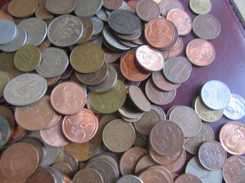 BARGAIN BOX - 250 UNSORTEDCOINS - GOOD START FOR A BEGINNER -  - C2 - BID PER COIN