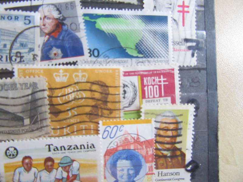 GOOD START FOR THE BEGINNER - 50 INTERNATIONAL STAMPS - AS PER SCAN - INT.2