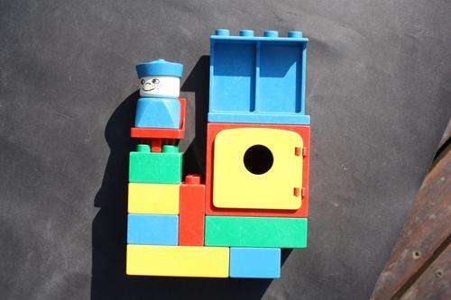 DUPLO - 11 BLOCKS OR FIGURES