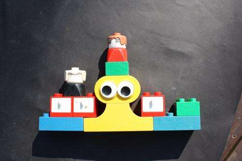 DUPLO - 11 BLOCKS OR FIGURES
