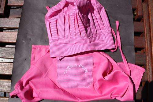 APRON - TOTS AND POTS