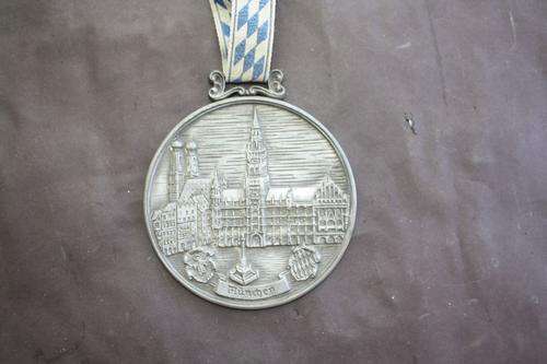 PICTURE MUNICH - 115 MM DIAMETER