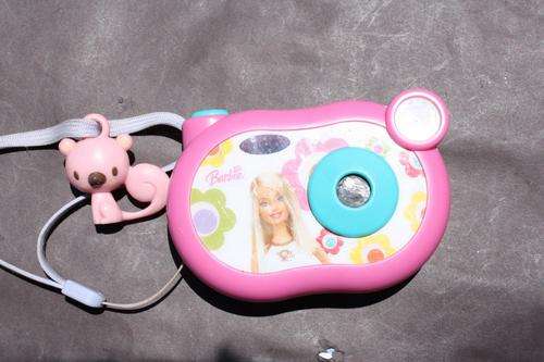 BARBIE - MATTEL  2006 - TALKING CAMERA