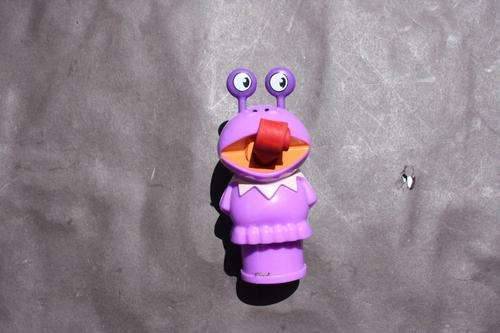 FIGURE  PLASTIC - WHISTLE - 7 CM