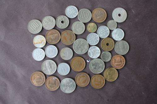 35 COINS - VARIOUS - WORLDWIDE