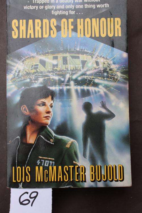 SHADES OF HONOUR - L.MCMASTER BUJOLD - 1988