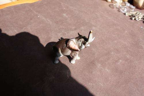 SMALL CERAMIC ELEPHANT - 50 MM