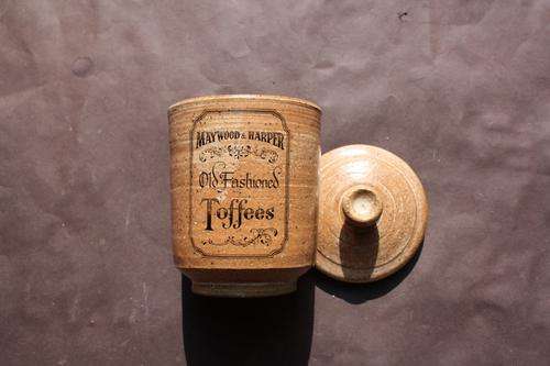 GLAZED EARTH WARE JAR - 95 MM HIGH - MAYWOOD &HARPER
