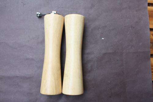 WOODEN SALT AND PEPPER - 55 MM DIAM. - 200 MM HIGH