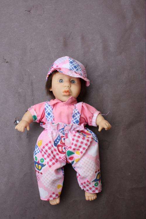 DOLL - 185 MM - SOME KIND OF ROUND HARD FILLING