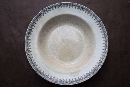 19TH CENTURY ROYAL WORCHESTER BOWL - 250 MM DIAM. - 45 MM HIGH - PLEASE HAVE  LOOK