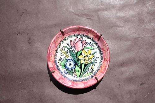 SMALL MALING WALL PLATE  - 75 MM DIAM. - NO.6525/8 - PLEASE HAVE A LOOK