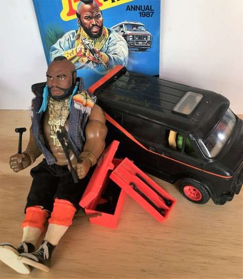 COLLECTION OF 1983 ORIGINAL A-TEAM ACTION FIGURES AND ACCESSORIES