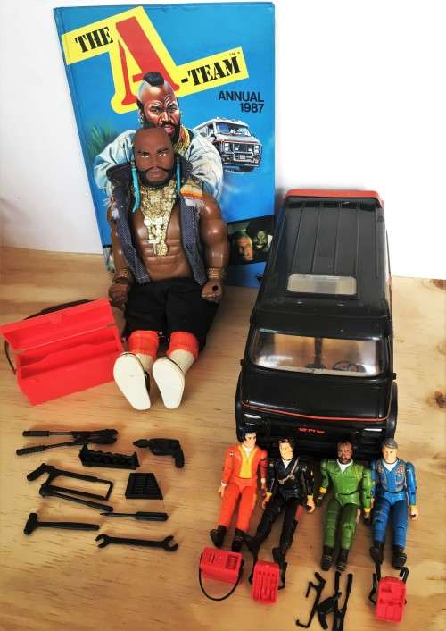 COLLECTION OF 1983 ORIGINAL A-TEAM ACTION FIGURES AND ACCESSORIES