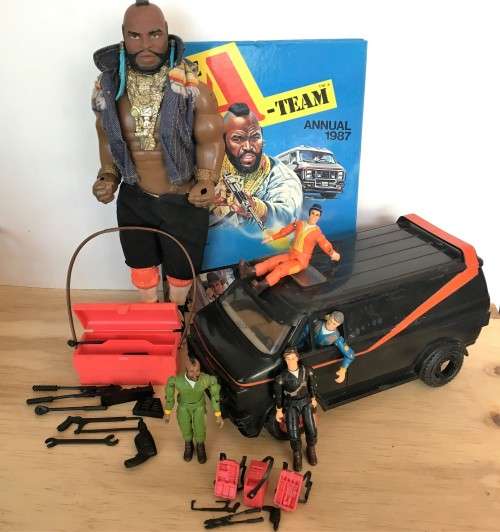 COLLECTION OF 1983 ORIGINAL A-TEAM ACTION FIGURES AND ACCESSORIES