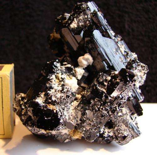 Tourmaline display crystal cluster