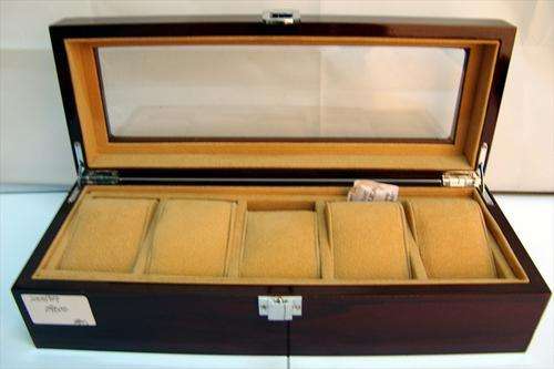 WATCH STORAGE BOX