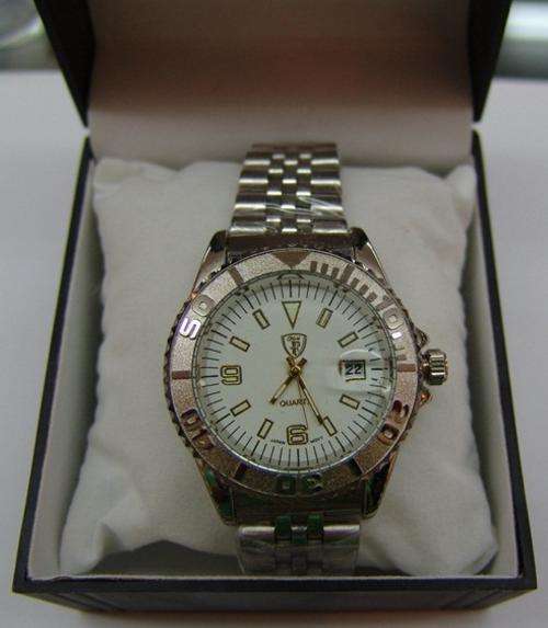 Mens Stainless Steel Dress Wrist Watch + Date function  ***High Quality***