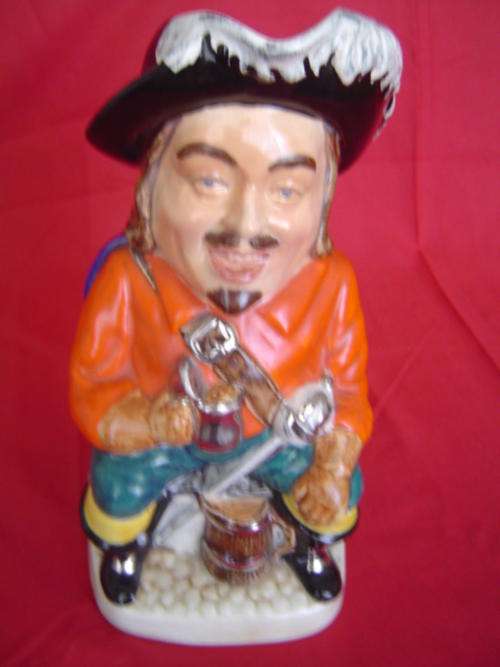 Porcelain musical jug
