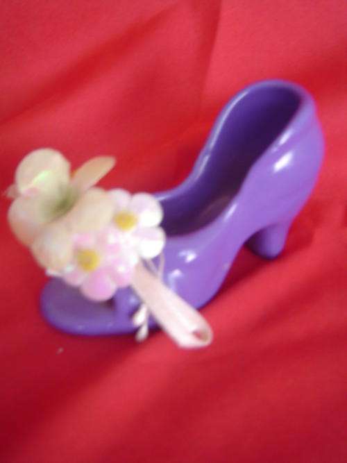 Porcelain purple shoe