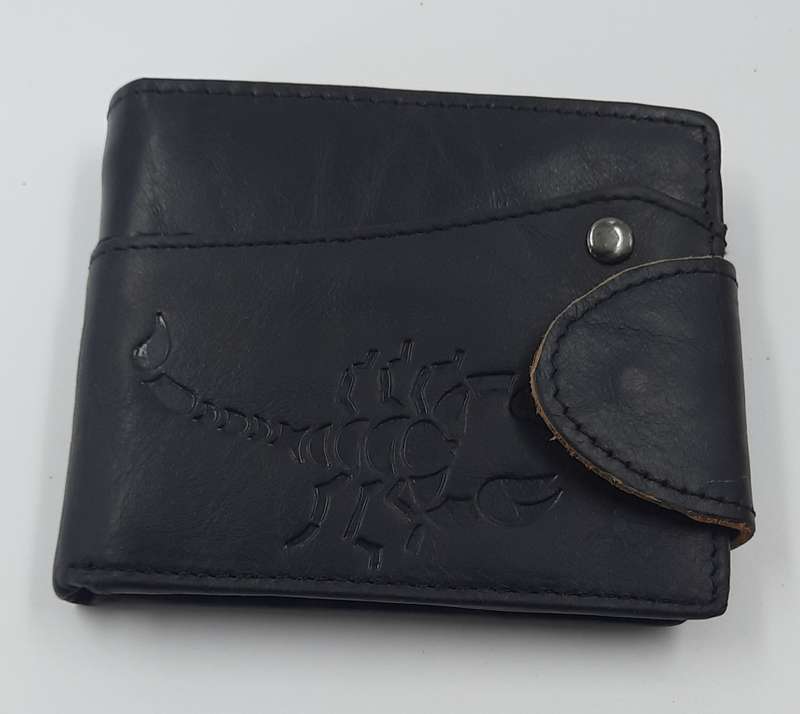 Genuine leather wallet by CAMEL MOUNTAIN