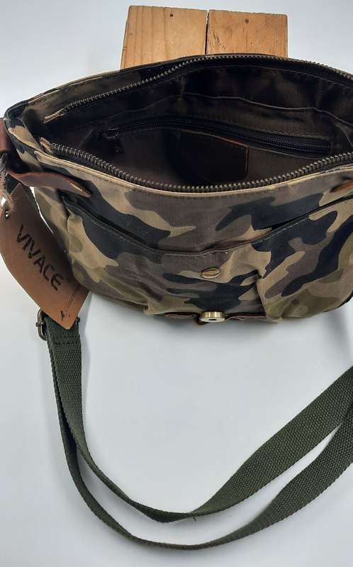 **STUNNING CAMO STYLE BAG** part genuine leather and part canvas!!