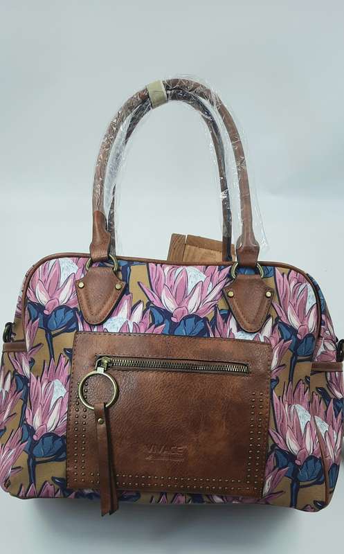 SUPER NICE BAG BY VIVACE!! #PINK PROTEA,BROWN WITH blue design#