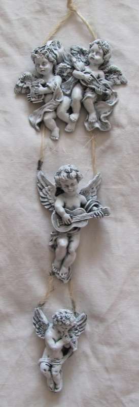 HANGING ANGEL SET!in black with white!!