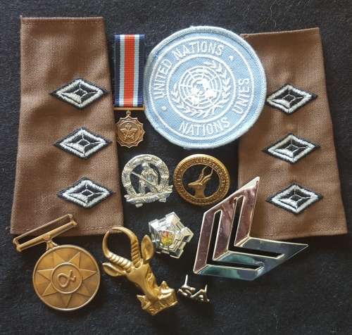 Mixed lot military items SADF and more