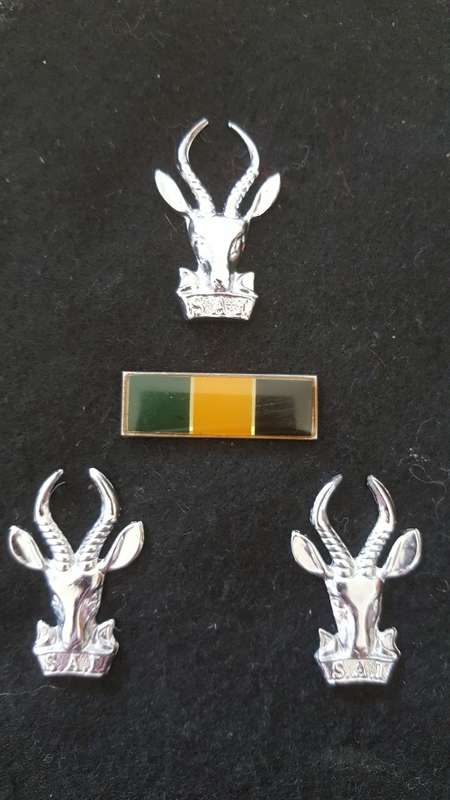 SADF Infantry Beret Badge, Bar and Collar set Orignal