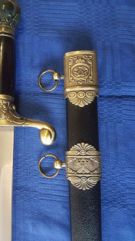 Display Dagger