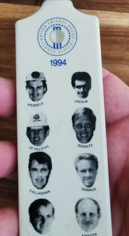 1994 Cricket Memrobelia bat