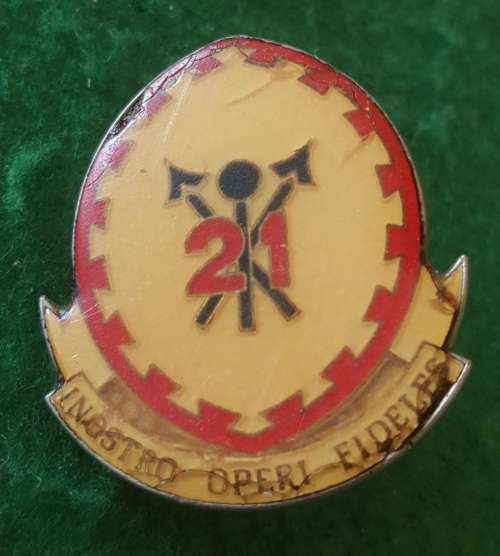SADF 21 Battalion Beret Badge (please note condition)