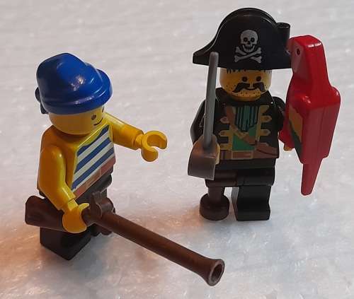 Vintage Lego Pirate Mini figures set