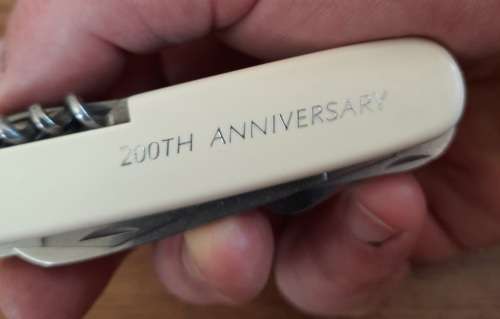 Pocket multi pocket knife great condition