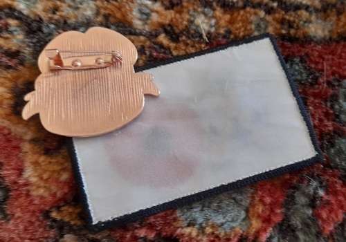 Poppy Pin and Patch set