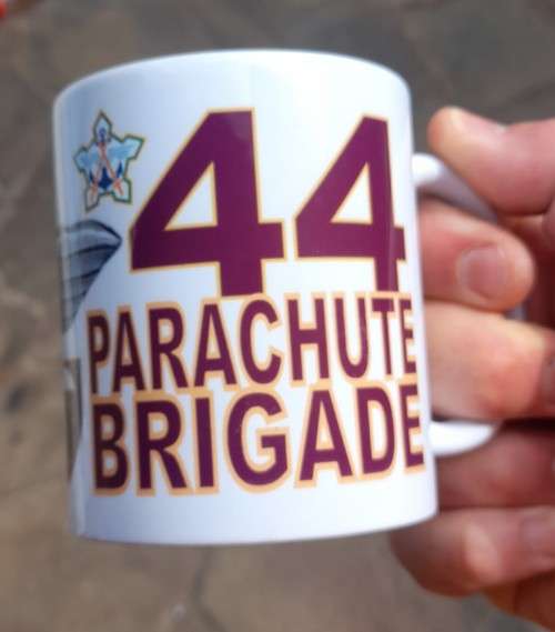 44 Para MUG