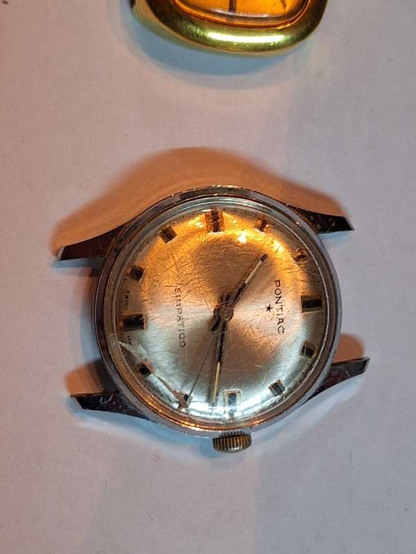 Mixed lot of watches for spares and parts