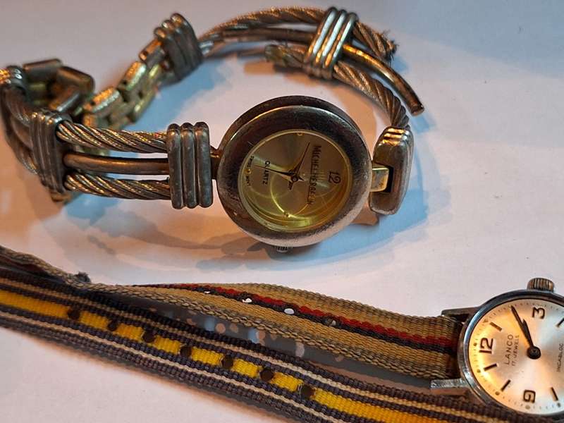Mixed lot of watches for spares and parts