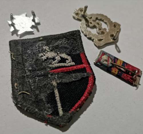 Mixed Rhodesian badge lot