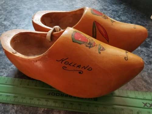*Crazy R1 Auction* Dutch Ornament