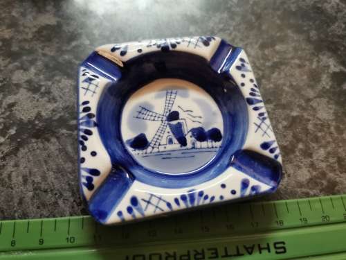 *Crazy R1 Auction* Blue Delft Dutch Ornament