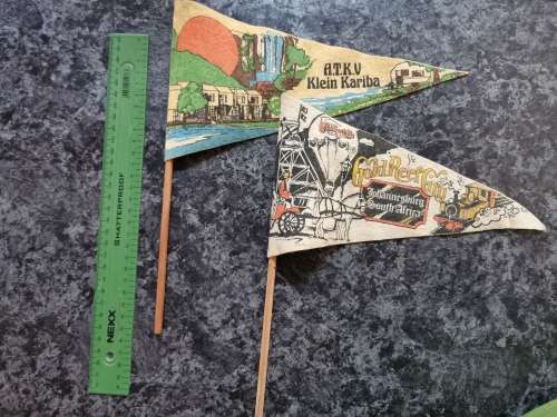 *Crazy R1 Auction* Vantage Caravan Park Flags