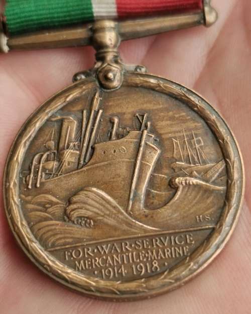 WW1 Mercantile Marine War Medal 1914-18 to William J Suckling